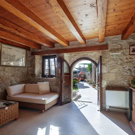 Venetico Palazzo Villa Hromonasztíri